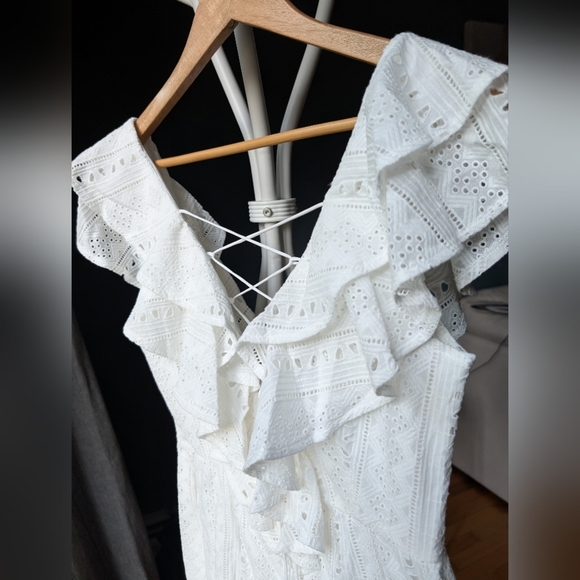 100.Nwt Choosy White Lace Romper - Picture 4 of 7